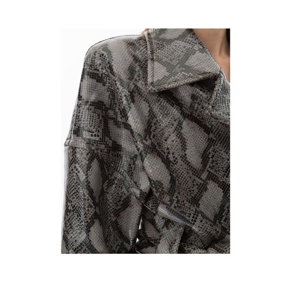 LaQuan Smith Teddy Bear Python-Print Jacket - Picture 11 of 12